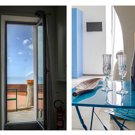 Pepita Apartment , Big Window To The Sea 마나롤라 외부 사진